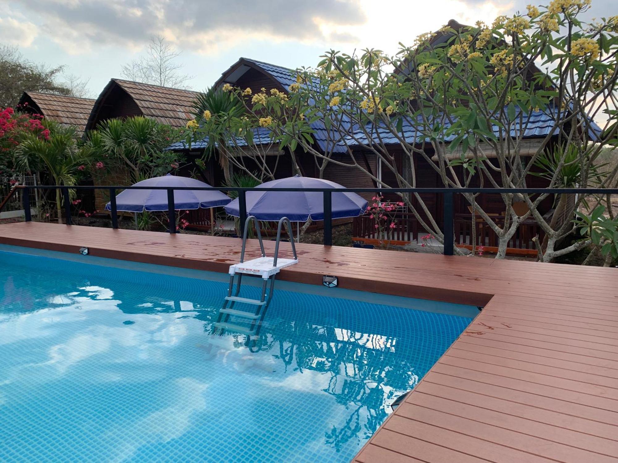 Tanah Penida Bungalows Ped Luaran gambar